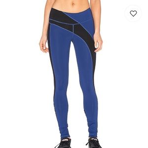 NEW Vimmia Arc Legging in blue sz XS